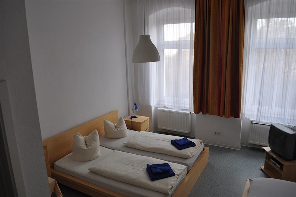 A Bed Privatzimmer Dresden - Nichtraucherpension Extérieur photo